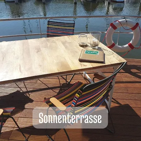Tatil Evi Usedom Hausboot Shuttleservice Zum Strand & Morgendlichen Broetchenservice